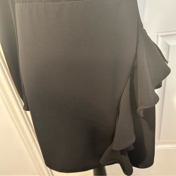 Lovers + Friends Jett Mini One-Shoulder Black‎ Dress Small - Picture 4 of 13